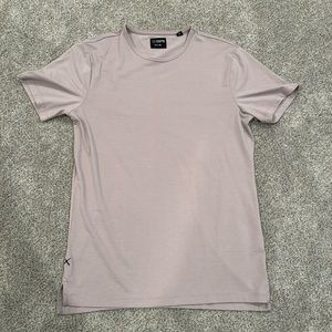 Cuts Clothing Split Hem Short Sleeved Tee